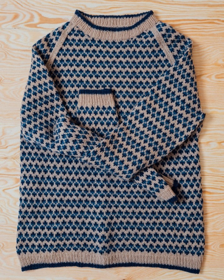 Mønstret herregenser | Navia | Strikkepakke