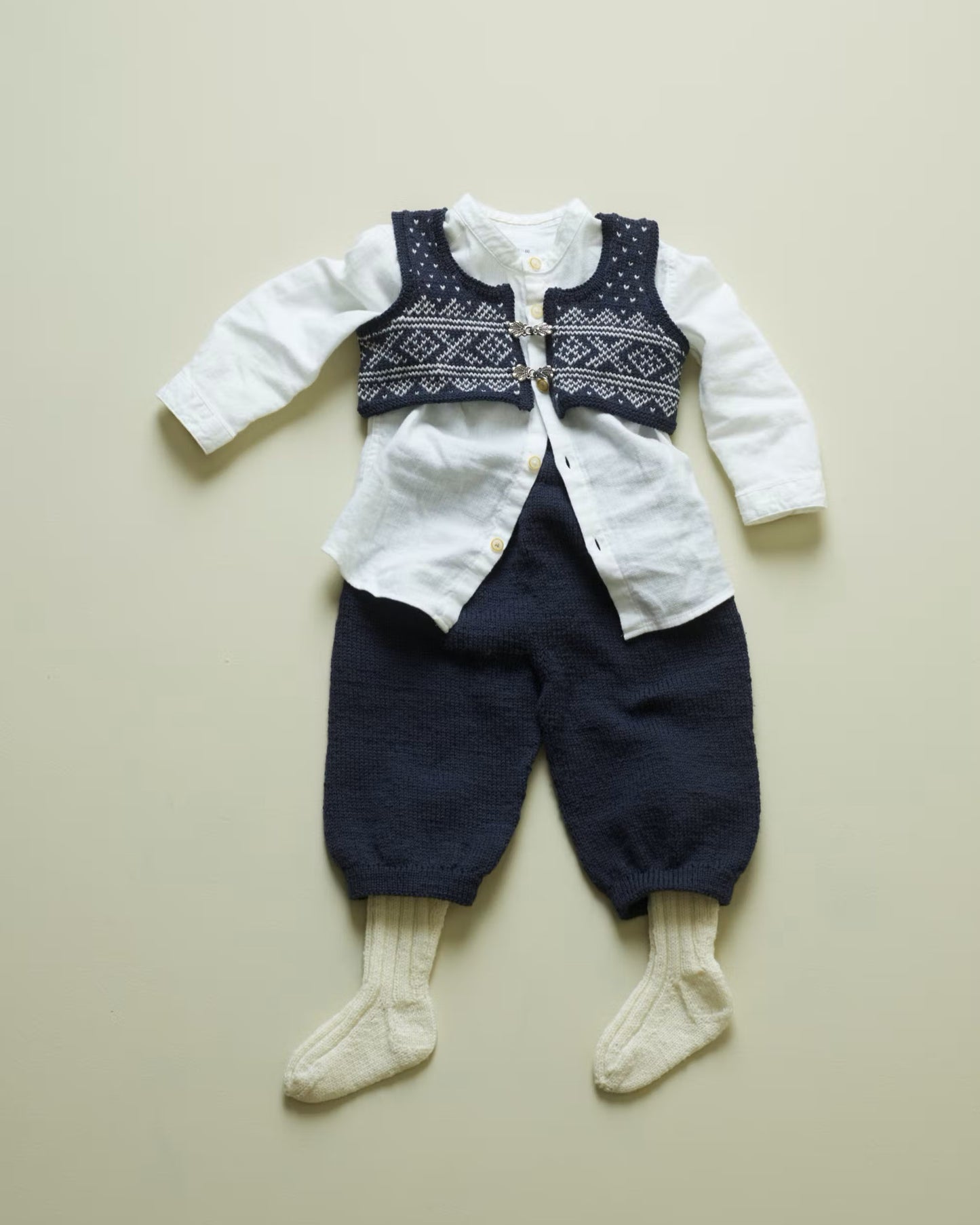 372 Festdrakter Hefte | Rauma Garn