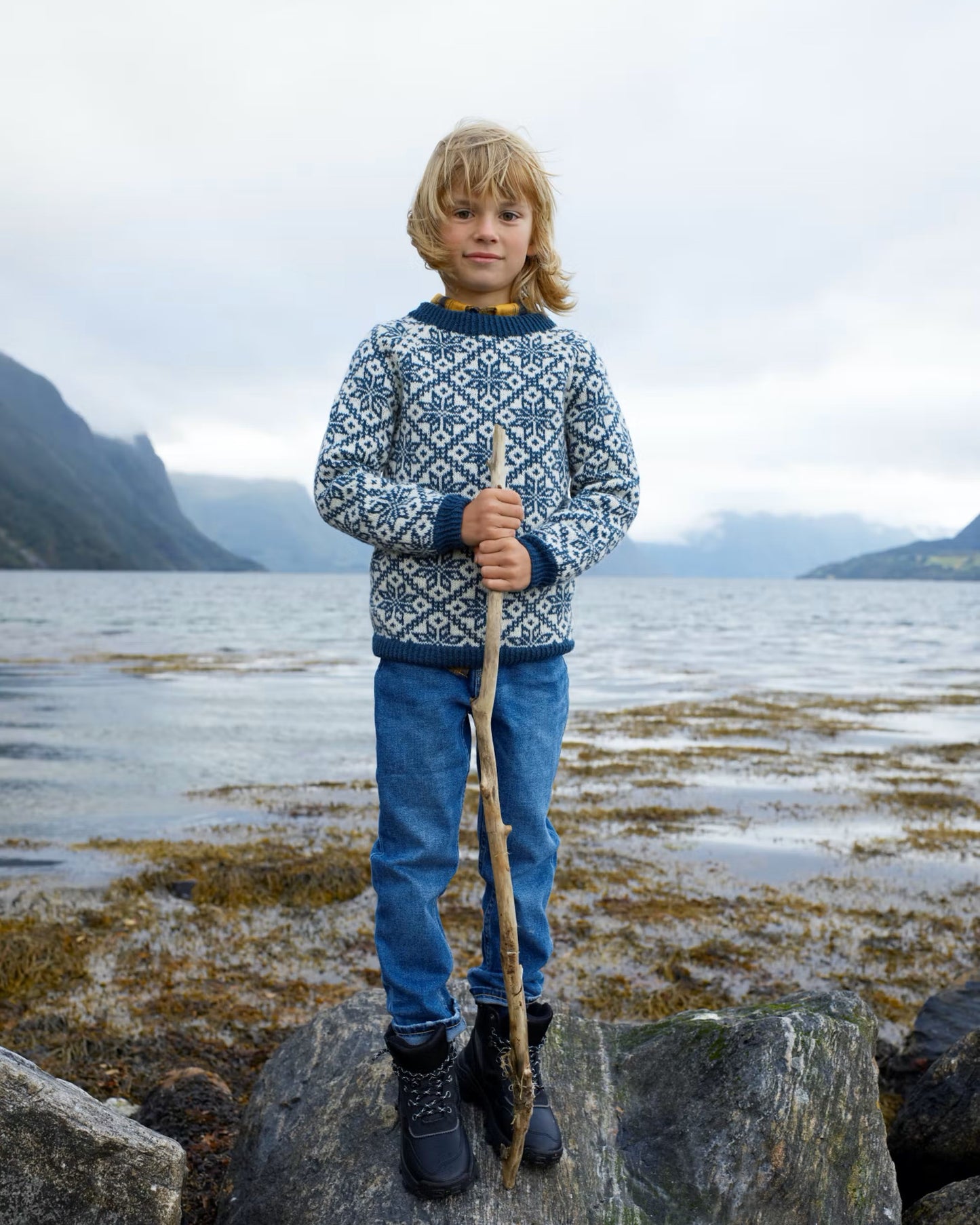 Lillefjellgenser i lamull | Rauma | Strikkepakke