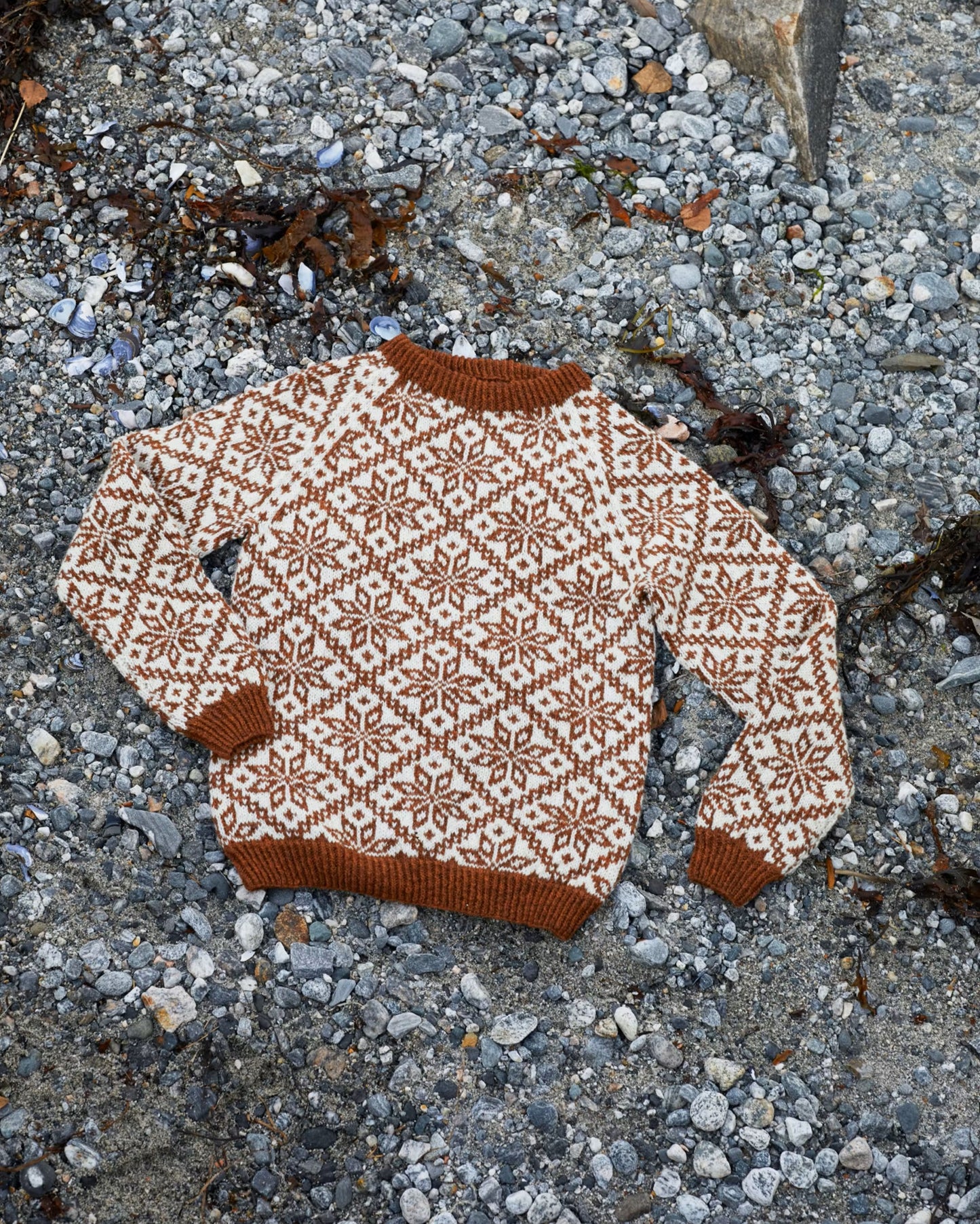 Fjellgenser i finull barn | Rauma | Strikkepakke