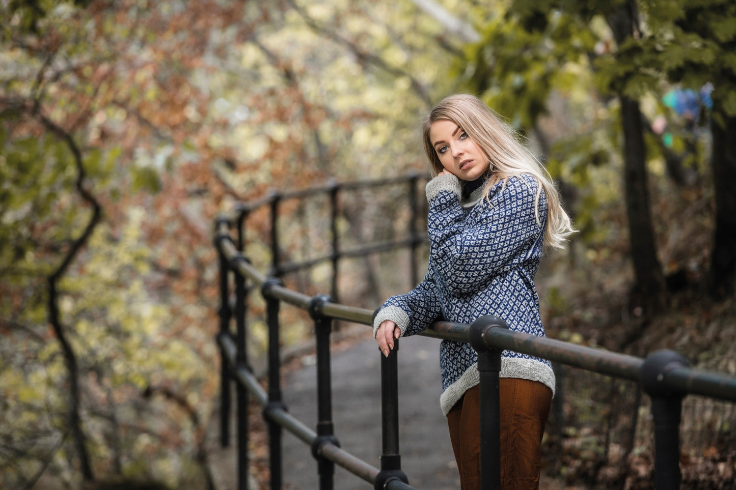 Romslig pologenser i Järbomønster | Gratis PDF mønster