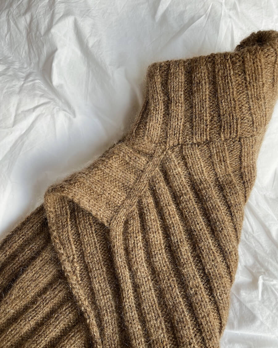 Hazel Neck | Petiteknit