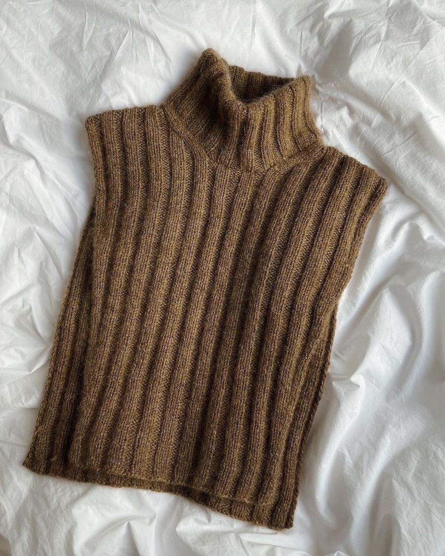 Hazel Neck | Petiteknit