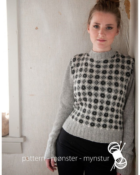 Sweater med traditionel mønster | Navia | Strikkepakke