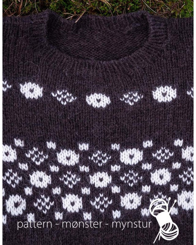 Trom trøje med færøsk mønster | Navia | Strikkepakke