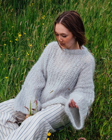 Oversize damegenser i halvpatent og tykk mohair | Navia | Strikkepakke