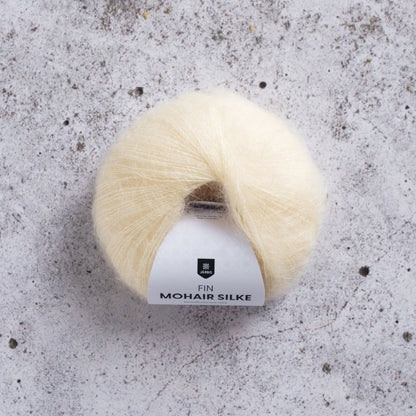 Järbo Fin Mohair Silke – 72 % mohair / 28 % silke – 25 g ≈ 210 m