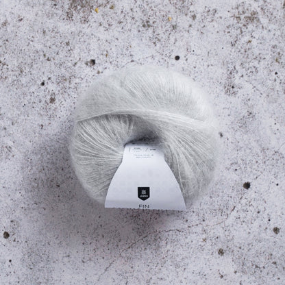 Järbo Fin Mohair Silke – 72 % mohair / 28 % silke – 25 g ≈ 210 m