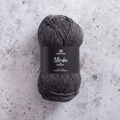 Svarta Fåret Ulrika natur - 100% naturlig ullgarn - 50g nøste