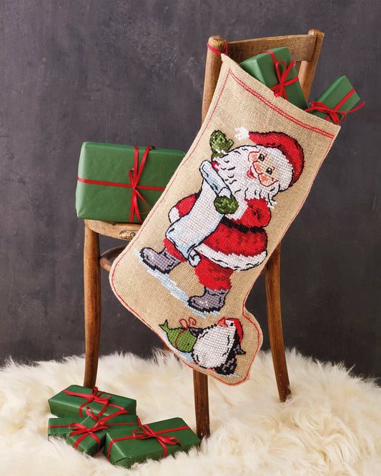 Julenisse & pingvin 37x60 | Julestrømpe Brodering | Permin