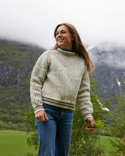 Islender til dame (ovenfra og ned) | Rauma | Strikkepakke