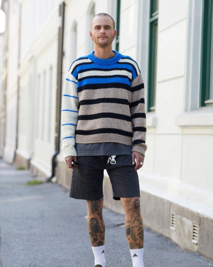 Uni stripegenser Genser ABC, lang modell | Rauma | Strikkepakke