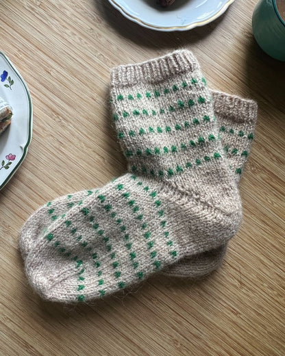 Dado prikkesokker | Rauma Garn | Strikkepakke