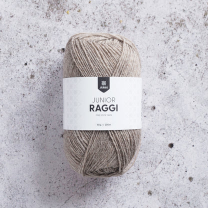 Järbo Junior Raggi – 75 % ull (superwash) / 25 % polyamid – 50 g/≈200 m