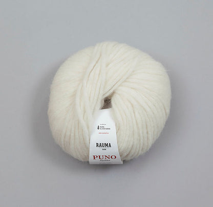 Rauma Garn Puno – 68 % babyalpakka, 10 % ekstra fin merinoull, 22 % polyamid – 50 g/≈ 110 m