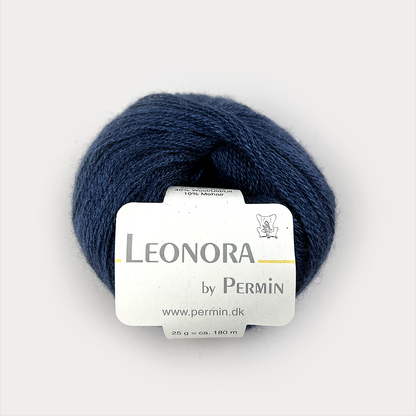 by Permin Leonora - 50% silke, 40% ull, 10% mohair - 25g = 180 m