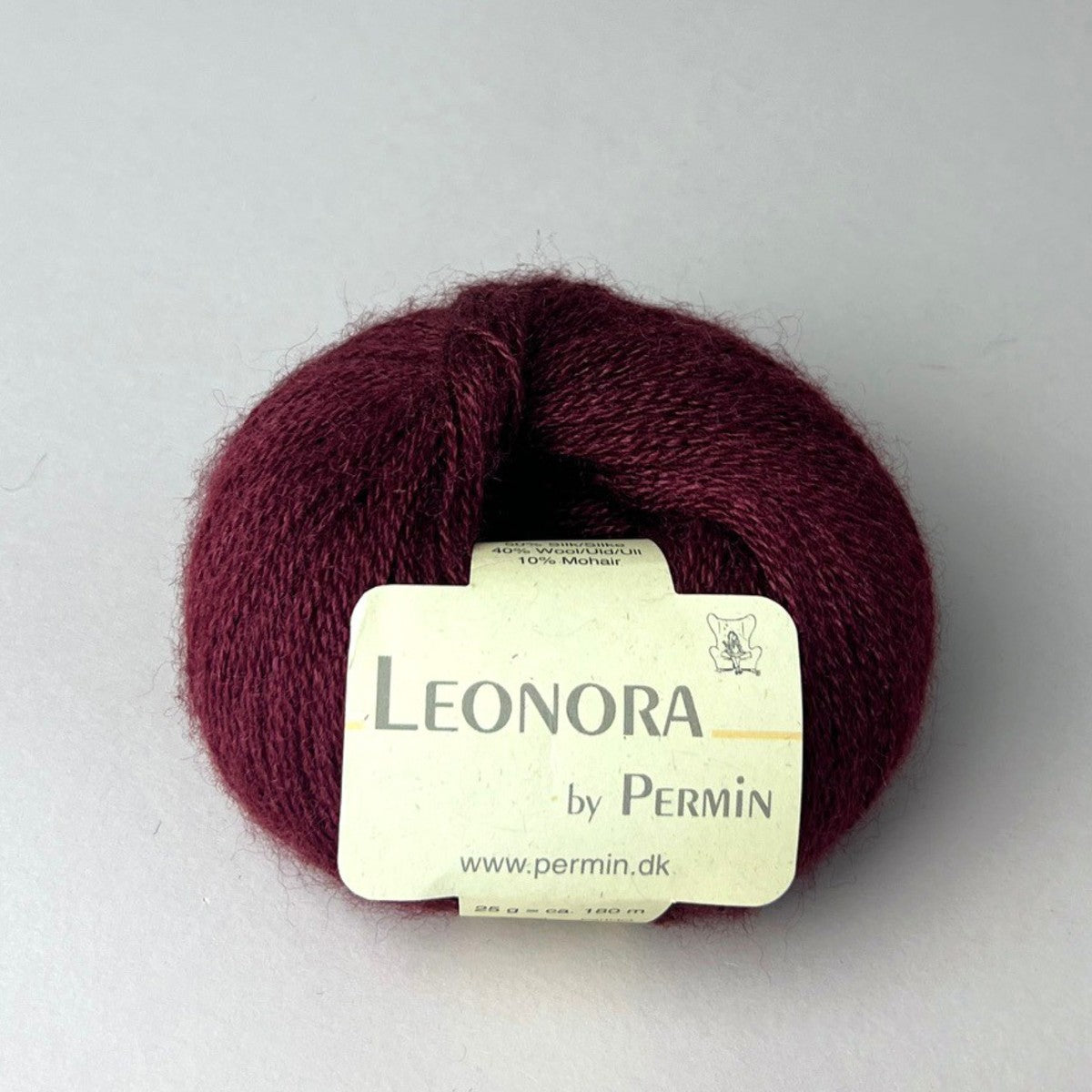 by Permin Leonora - 50% silke, 40% ull, 10% mohair - 25g = 180 m
