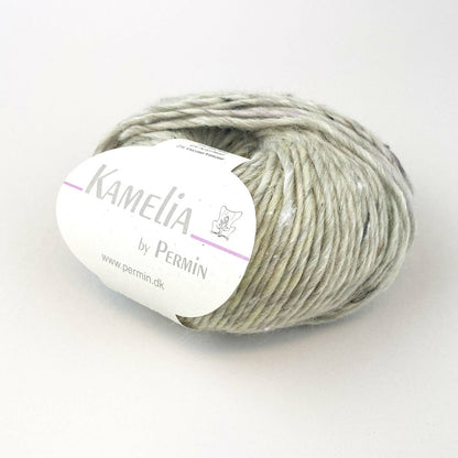 Kamelia by Permin – 67 % ull, 20 % alpakka, 5 % silke, 6 % akryl, 2 % viskose – 50 g ≈ 90 m