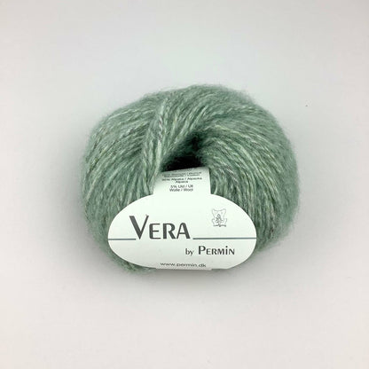 Vera by Permin – 65 % bomull / 30 % babyalpakka / 5 % merinoull – 50 g