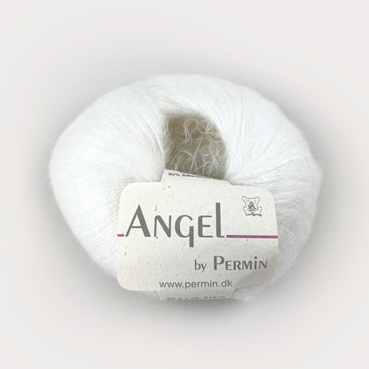 By Permin Angel – 70% Kid Mohair / 30% Silke – 25 g ≈ 210 m