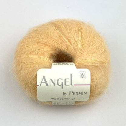 By Permin Angel – 70% Kid Mohair / 30% Silke – 25 g ≈ 210 m