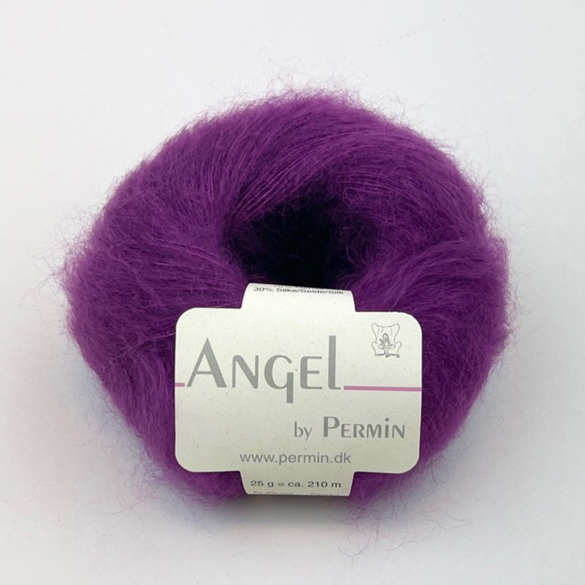 By Permin Angel – 70% Kid Mohair / 30% Silke – 25 g ≈ 210 m