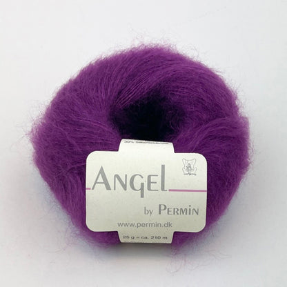By Permin Angel – 70% Kid Mohair / 30% Silke – 25 g ≈ 210 m