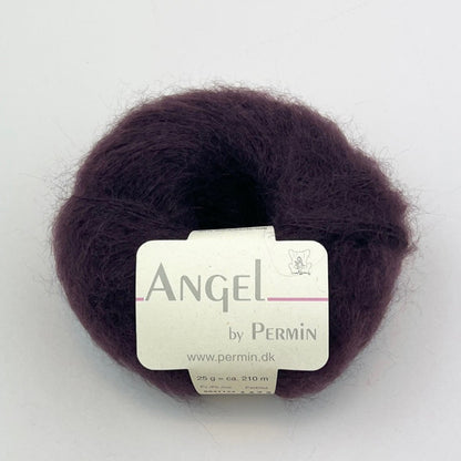 By Permin Angel – 70% Kid Mohair / 30% Silke – 25 g ≈ 210 m