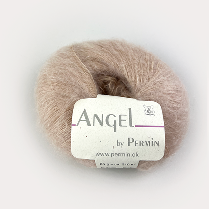 By Permin Angel – 70% Kid Mohair / 30% Silke – 25 g ≈ 210 m