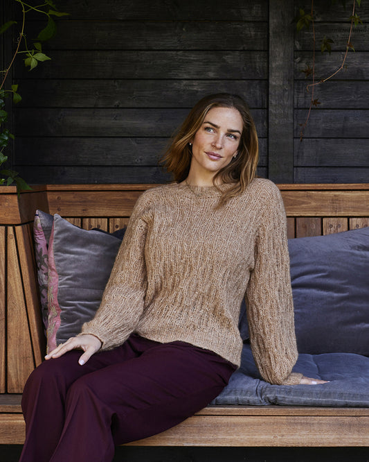 Nanna strukturstrikket damegenser | by Permin | Strikkepakke