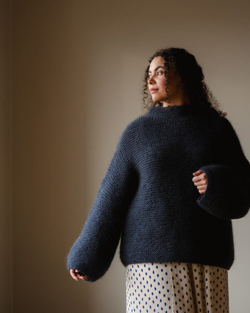 Forår No 1 (Blåne) - Boxy Unisex genser i rillestrikk | Hillesvåg x Augustins | Strikkepakke