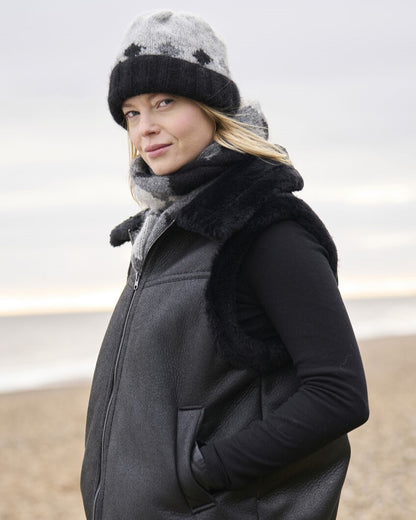 Wave strikket skjerf og lue | Mode Rowan | Strikkepakke