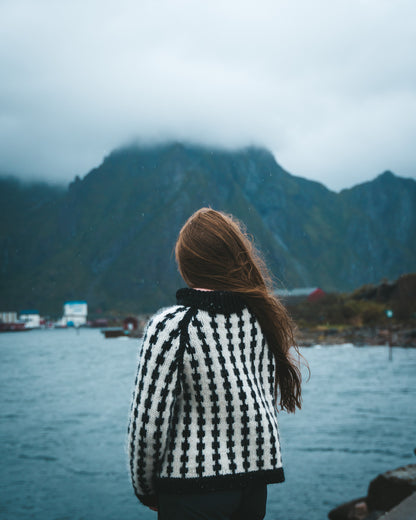Ulla (English) - nordic sweater in icelandic wool | Digital pattern