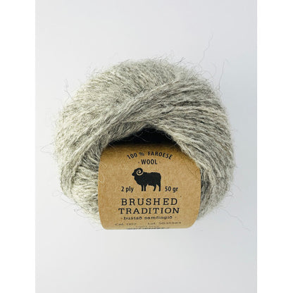 Navia Brushed Tradition – 100 % færøysk ull – 50 g
