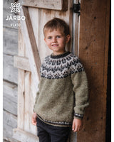 Slóðir barnegenser i lettlopi | Järbo | Strikkepakke