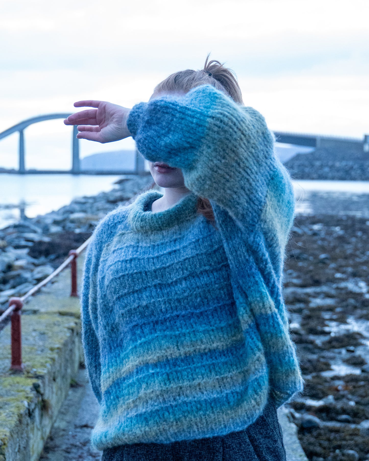 Cloudy nybegynner genser i Fashion Alpaca superfine heavens | Ulltråd | Strikkepakke