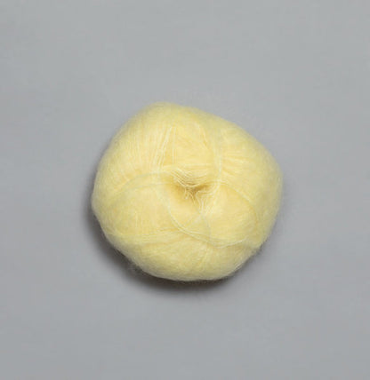 Rauma Plum – 70 % Super Kid Mohair / 30 % Polyamid – 25 g ≈ 250 m - utgående garn
