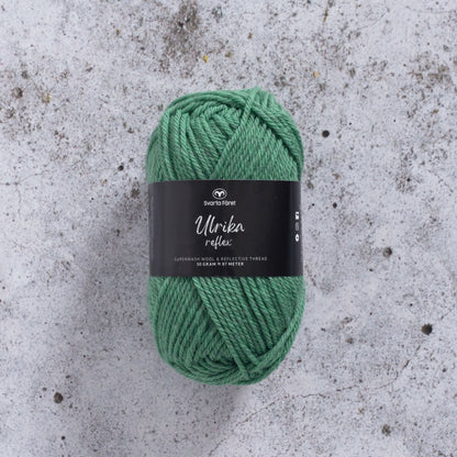 Svarta Fåret Ulrika Reflex – 88 % ull / 12 % polyester – 50 g ≈ 87 m