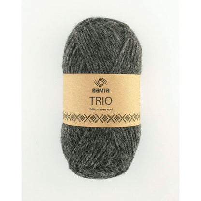 Navia Trio – Færøysk ull, Shetlandsull, Australsk lamull – 50 g ≈ 120 m