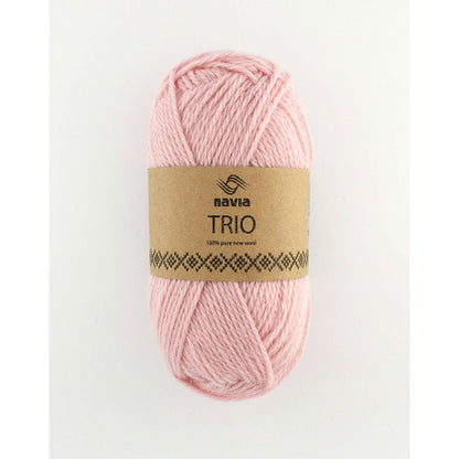 Navia Trio – Færøysk ull, Shetlandsull, Australsk lamull – 50 g ≈ 120 m