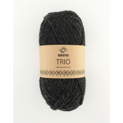 Navia Trio – Færøysk ull, Shetlandsull, Australsk lamull – 50 g ≈ 120 m