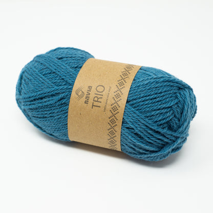 Navia Trio – Færøysk ull, Shetlandsull, Australsk lamull – 50 g ≈ 120 m