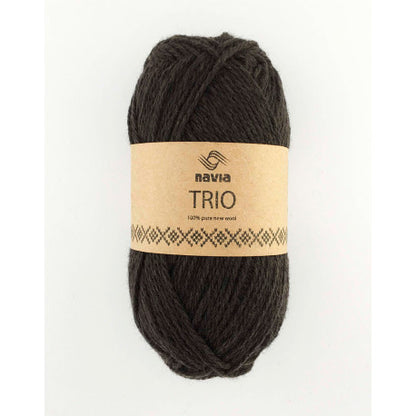 Navia Trio – Færøysk ull, Shetlandsull, Australsk lamull – 50 g ≈ 120 m