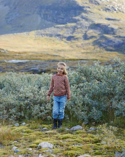 Lillefjellgenser i lamull | Rauma | Strikkepakke