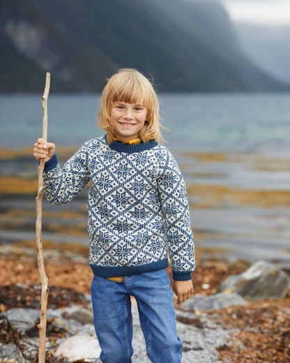 Lillefjellgenser i lamull | Rauma | Strikkepakke