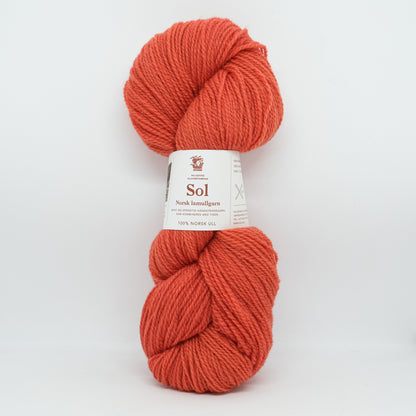Hillesvåg Sol Lamullgarn – 100 % norsk lamull C1 Fin – 100 g/≈290 m