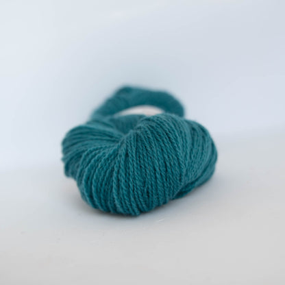 Hillesvåg Ask ullgarn – 100 % norsk ull – 100 g/≈315 m - utgående