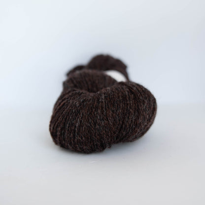 Hillesvåg Ask ullgarn – 100 % norsk ull – 100 g/≈315 m - utgående