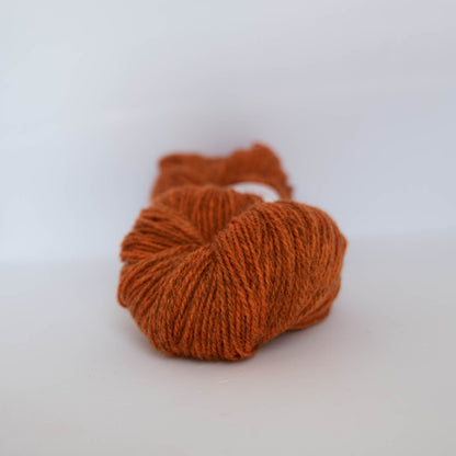 Hillesvåg Ask ullgarn – 100 % norsk ull – 100 g/≈315 m - utgående
