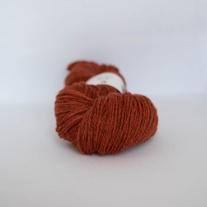 Hillesvåg Ask ullgarn – 100 % norsk ull – 100 g/≈315 m - utgående